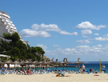 İspanya, Mayorka güzel deniz manzarası. Plaj harika görünümü