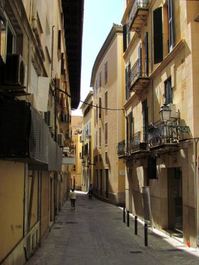Palma De Mallorca, İspanya. Güzel eski sokak