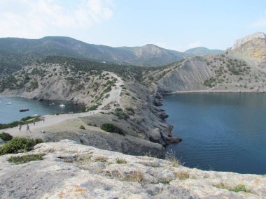 Güzel deniz manzaraları. Şaşırtıcı doğal görünümüne