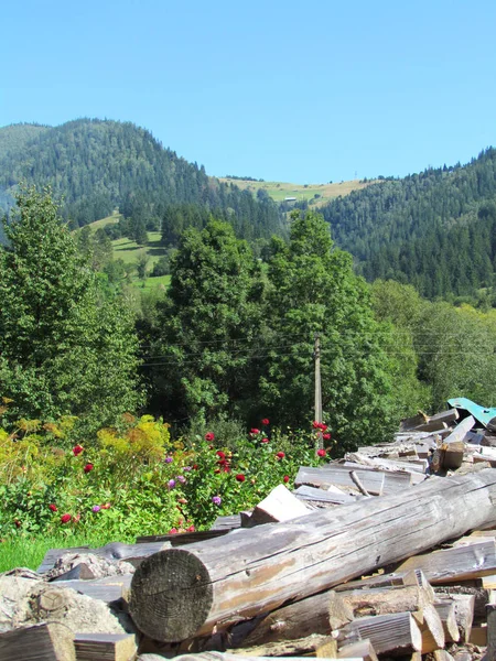 Bela paisagem montanhosa — Fotografia de Stock