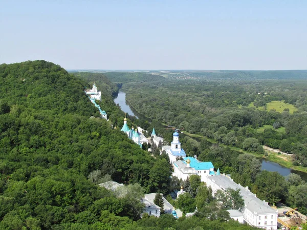 Vista de verano de Lavra de Svyatogorsk, Ucrania — Foto de Stock