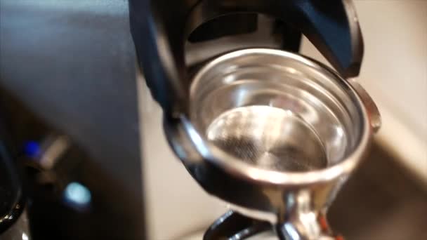 Making Ground Coffee with Coffee Grinder. Close-Up. Coffee machine. — Stock Video
