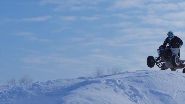 Conceito Esportes Recreação Saudável Quad Biking Neve Atv Equitação Neve — Vídeo de Stock