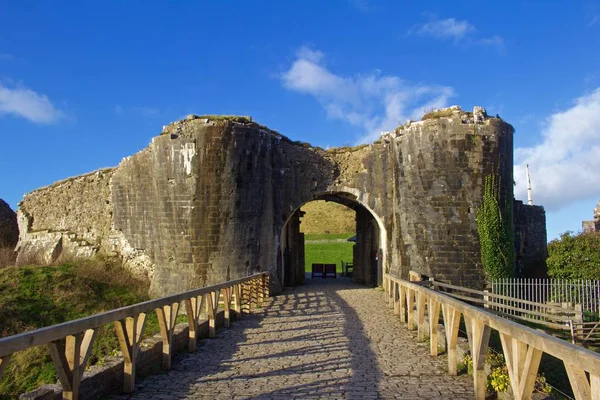 Path Going Stone Archway Corfe Castle — Stock Photo, Image