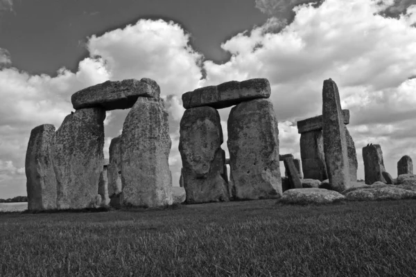 Felsen Von Stonehenge Einem Bewölkten Sommertag Schwarz Weiß — Stockfoto