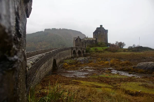 Eileen Donan Castle Scotland Foggy Day Autumn — Stock Photo, Image