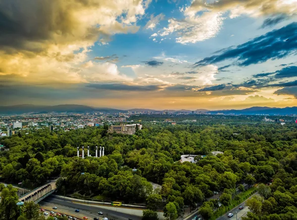 Ciudad de México - Vista panorámica de Chapultepec - puesta de sol —  Fotos de Stock