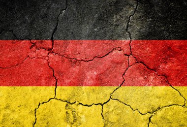 Arka plan olarak kırık yüzeyinde grunge Almanya bayrağı