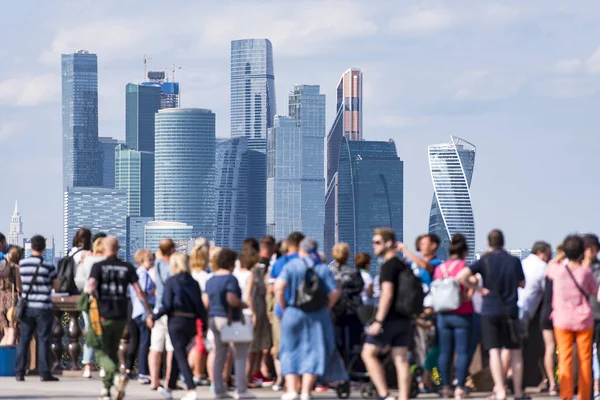 Moscou Août Des Gens Sur Les Collines Sparrow Des Touristes — Photo