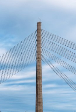 Detayını Riga'da askılı köprü