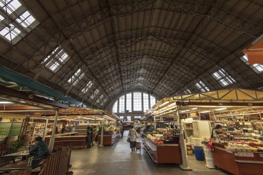 Riga - Oct 08: Merkez iç pazar Riga'da 08 Ekim. 2018 yılında Letonya