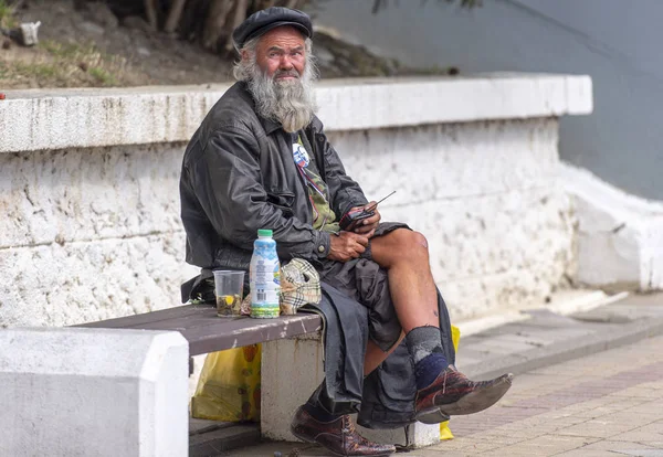 Beggar Homeless Homeless Poor Man Uma Loja Sochi Rússia — Fotografia de Stock