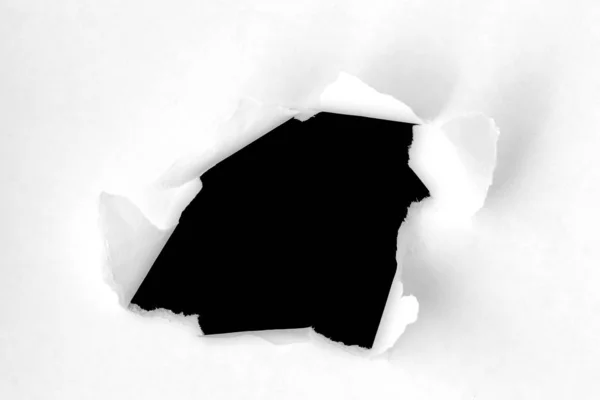 Loch Papier Und Eingerissene Seiten Rundes Loch Papier Auf Schwarzem — Stockfoto