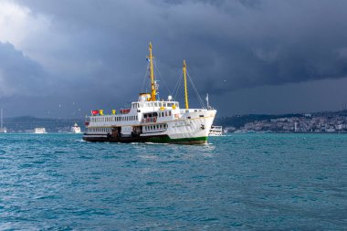 ISTANBUL - Ocak 02: İstanbul 'da kış günü feribot veya feribot olarak İstanbul' a giden yolcu taşımacılığı. Türkiye 'de 2020