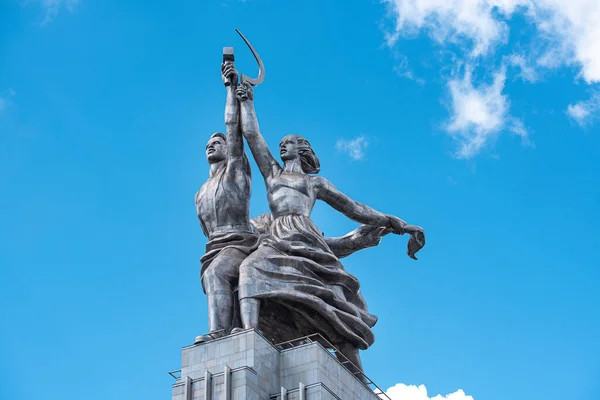 Anıt Şçisi Kolhoz Kadın Rusya Moskova Rabochiy Kolkhoznitsa Heykeli — Stok fotoğraf