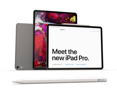 Krakov, Polonya - 3 Kasım 2018: ipad Pro tablet Apple'nın yeni sürümünü.