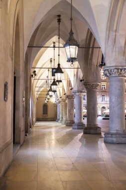 Polonya 'da gece Krakow.