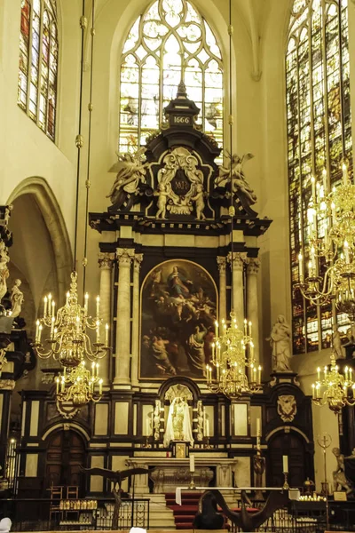 Алтарь Соборе Святого Михаила Святого Гудулы — стоковое фото