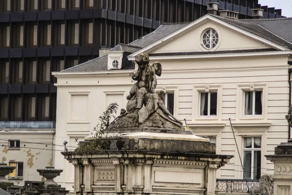 Foto de arquitectura y detalles del edificio Belgium en Bruselas . — Foto de Stock