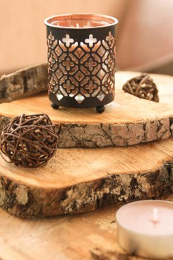 Dekor ve mum kiraz ağaçlarından ilginç doku ile ahşap tahta.