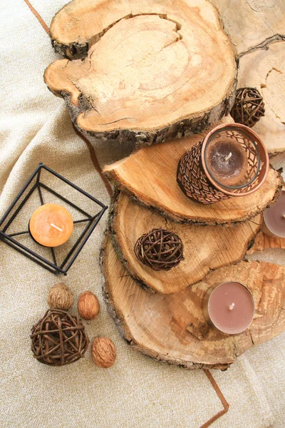 Dekor ve mum kiraz ağaçlarından ilginç doku ile ahşap tahta.