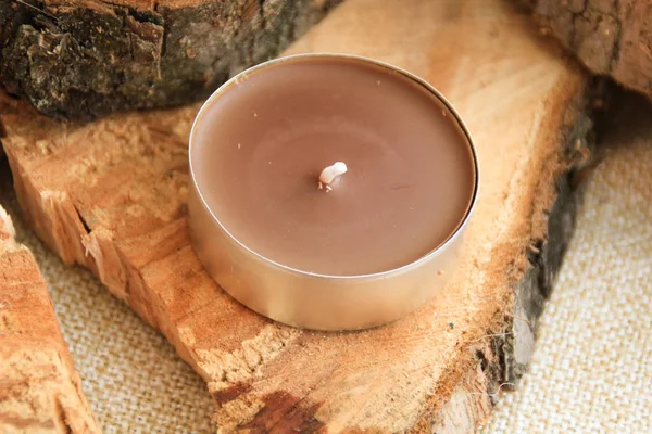 Dekor ve mum kiraz ağaçlarından ilginç doku ile ahşap tahta.