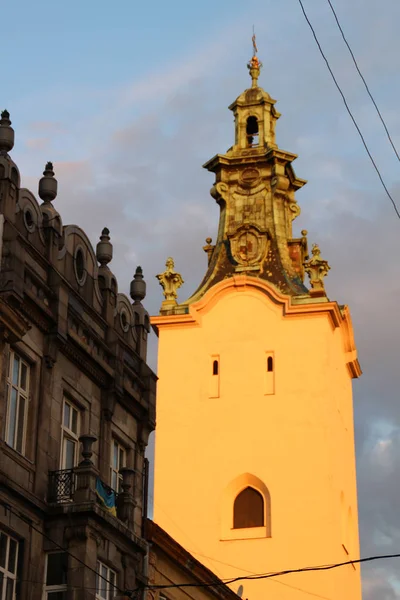 Antigua Arquitectura Ciudad Lviv Atardecer Ucrania — Foto de Stock