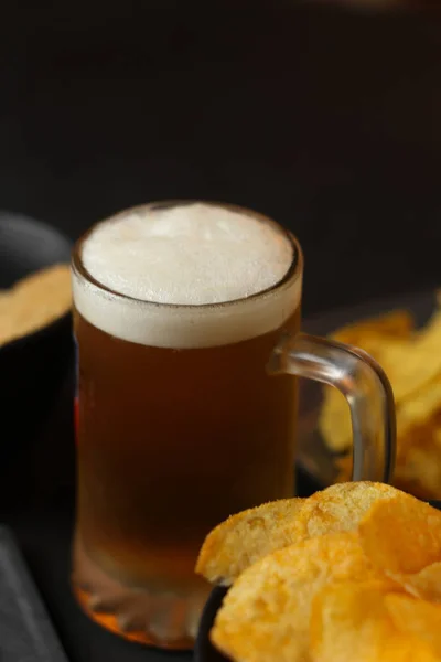 Light Beer Glass Bowl Black Background Beer Bar Snacks Chips — Stock Photo, Image