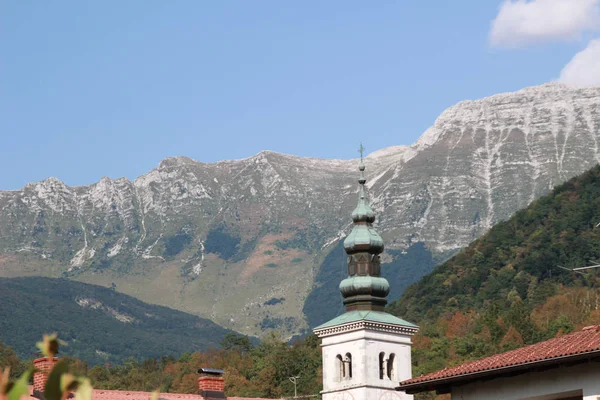 Slovenien Slovenska Alperna Road Och Utsikt Över Bergen Promenad Kobarid — Stockfoto