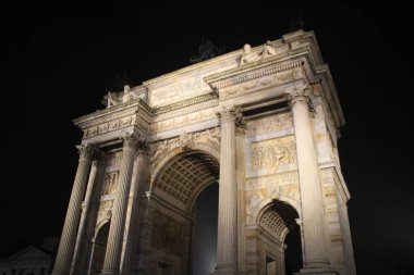 Arco della Pace, Milan, İtalya. Antik Mimarlık, zafer geceleri kemerler.