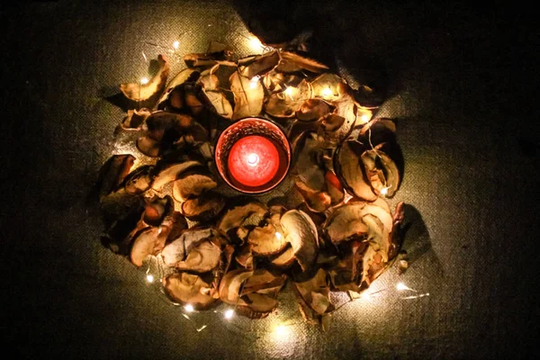 Nacht Helloween Komposition Mit Getrockneten Apfel Und Kerzen Warmes Und — Stockfoto