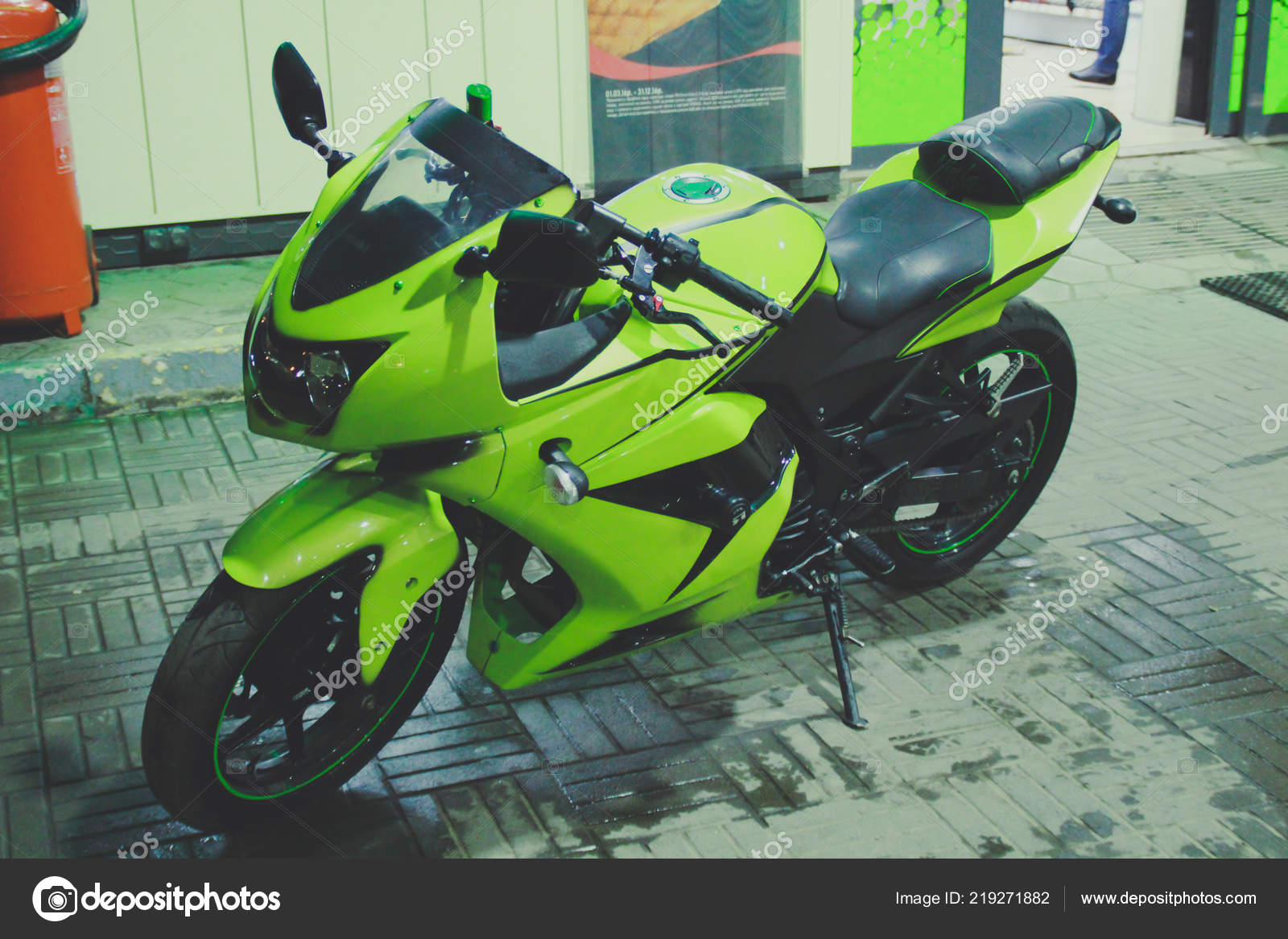 Green Sport Motorcycle Nice Photo Sportbike Motorcike Ninja Kawasaki Ninja Stock Editorial Photo © KVVictory #219271882