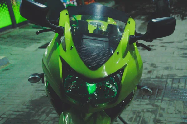 Moto Sport Verte Jolie Photo Sportbike Motorcike Ninja Kawasaki Ninja — Photo
