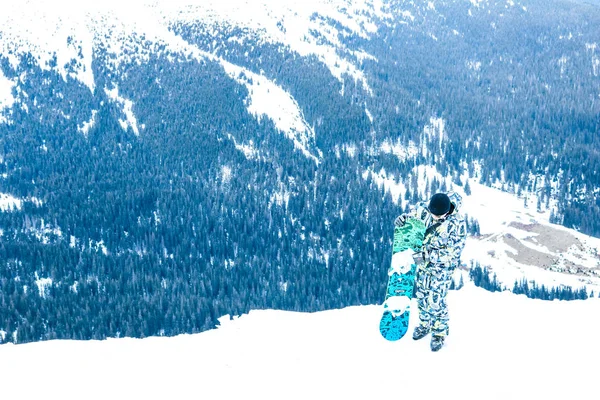 Snowboarder Στα Καρπάθια Όρη Χειμώνα Dragobrat Θέα Από Την Κορυφή — Φωτογραφία Αρχείου