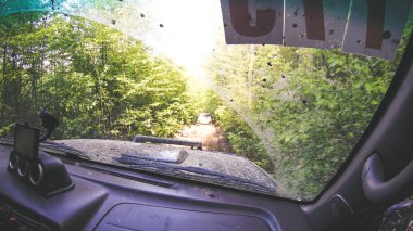 Dağlarda araba ile seyahat. Ukraynalı seferi 