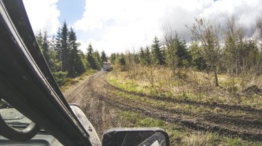 Dağlarda araba ile seyahat. Ukraynalı seferi 