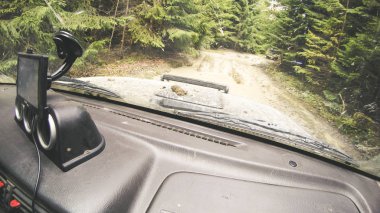 Dağlarda araba ile seyahat. Ukraynalı seferi 