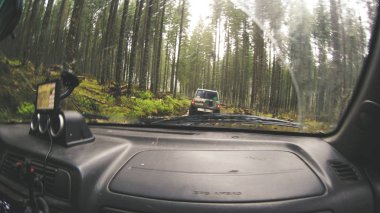 Dağlarda araba ile seyahat. Ukraynalı seferi 