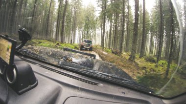 Dağlarda araba ile seyahat. Ukraynalı seferi 