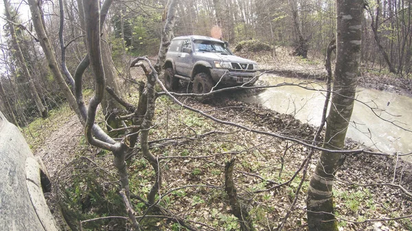 Voyager Voiture Dans Les Montagnes Expédition Ukrainienne Frontière Des Carpates — Photo