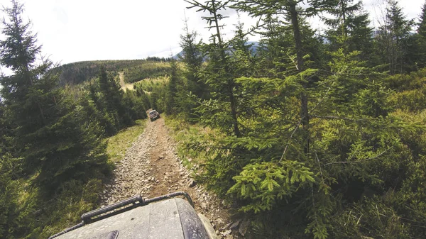 Voyager Voiture Dans Les Montagnes Expédition Ukrainienne Frontière Des Carpates — Photo