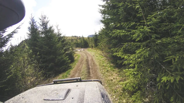 Voyager Voiture Dans Les Montagnes Expédition Ukrainienne Frontière Des Carpates — Photo