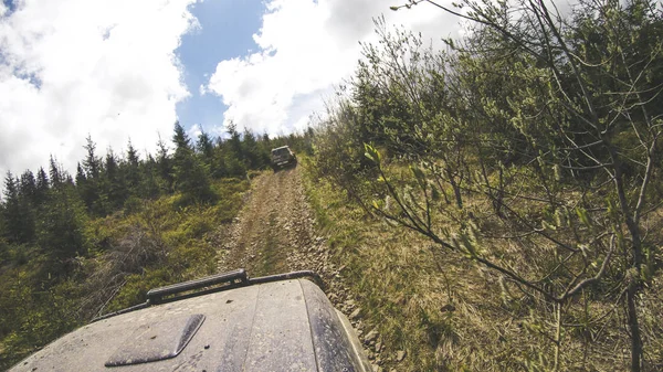Ταξιδεύοντας Αυτοκίνητο Στα Βουνά Ουκρανική Εκστρατεία Καρπάθια Σύνορα Απρίλιο Του — Φωτογραφία Αρχείου