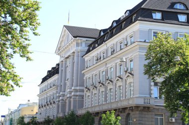 Şehrin eski binalar. Kiev mimarisi. Ukrayna. Kiliseler ve eski Avusturya mimarisi. Seyahat