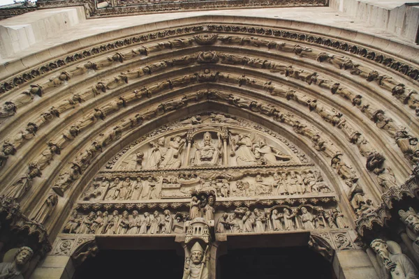 Oude Parijse Architectuur Huizen Kerken Beelden Van Schoonheid Van Stad — Stockfoto