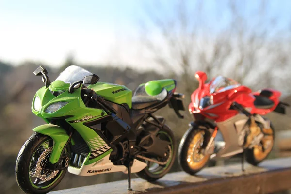 Modèles Copies Motos Agusta Kawasaki Ninja Jouets Pour Enfants Adultes — Photo