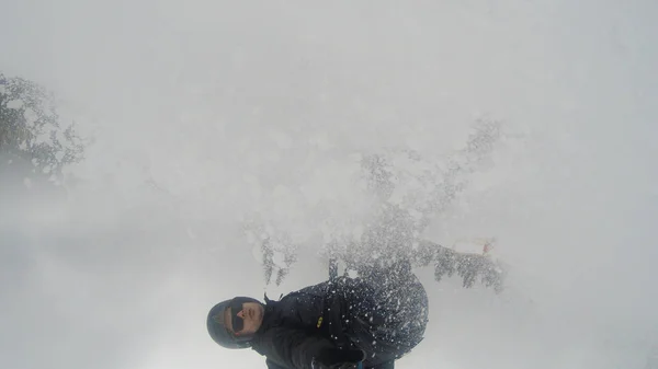 Bonhomme Neigeux Sur Les Skis Skie Homme Dans Les Montagnes — Photo