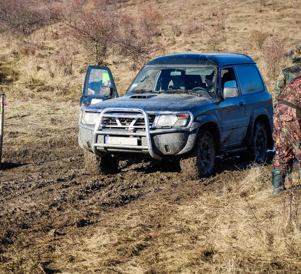 Украинский Внедорожный Конкурс Городе Каменец Подольский Болото Грязь Машинах Производить — стоковое фото