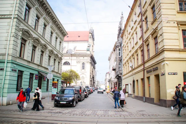 Strade della città di Lvov.Ucraina. Bellissimo architec austriaco — Foto Stock