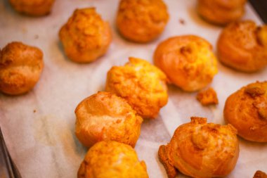 Lezzetli eklekler. Fırında fırın. Şekerleme. Sarı SMA